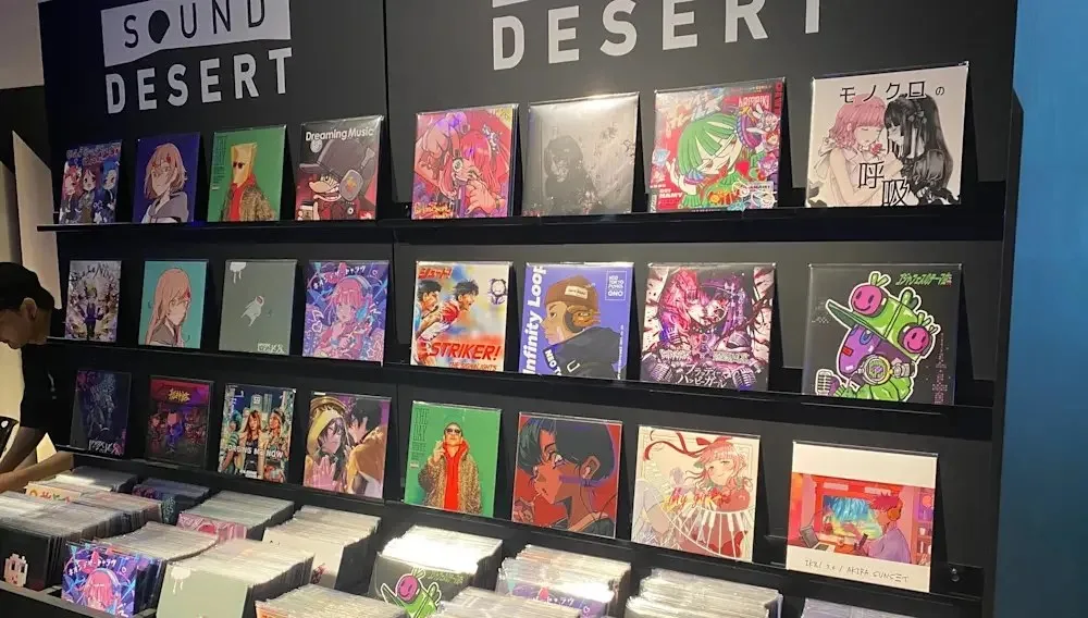 リアルイベントでのジャケット展示のキャプチャー